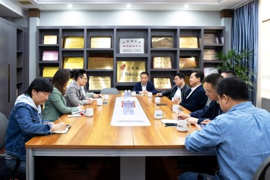 2025年4月15日，常州市钟楼区区长李德森调研匠心家居